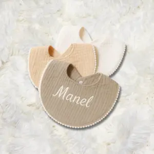 BAVOIR PERSONNALISE BEBE BRODERIE
