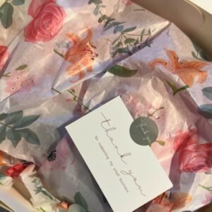 Coffret cadeau Bébé fille Brodée à personnaliser rose pale