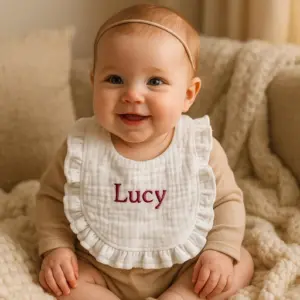 bavoir bebe a personnaliser en broderie blanc